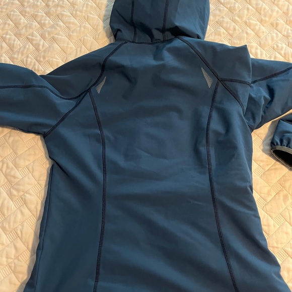 Eddie Bauer Navy fleece lined softshell Hooded Jacket small E17 - Picture 5 of 5